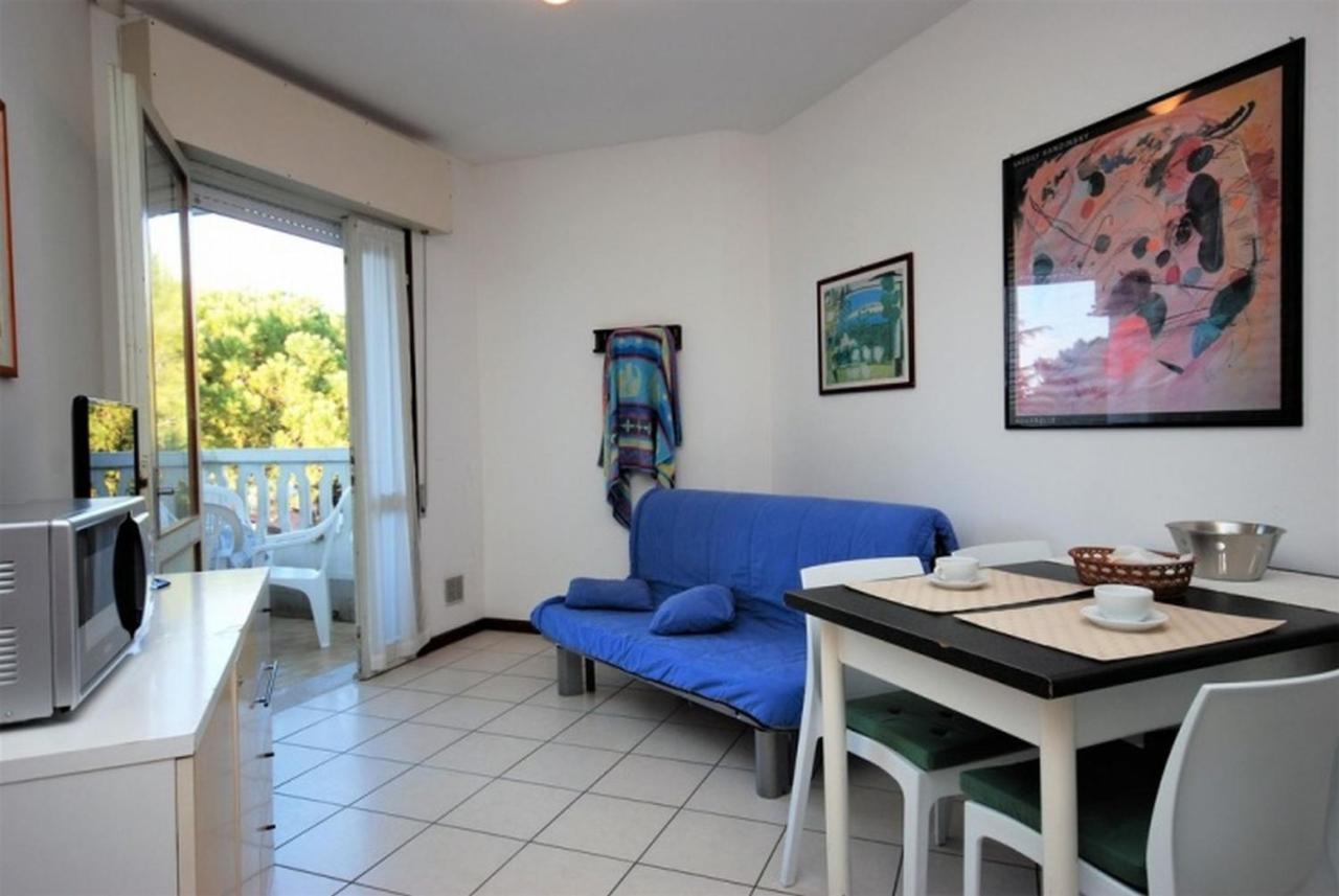 Residenza Rubin Apartment Lignano Sabbiadoro Luaran gambar
