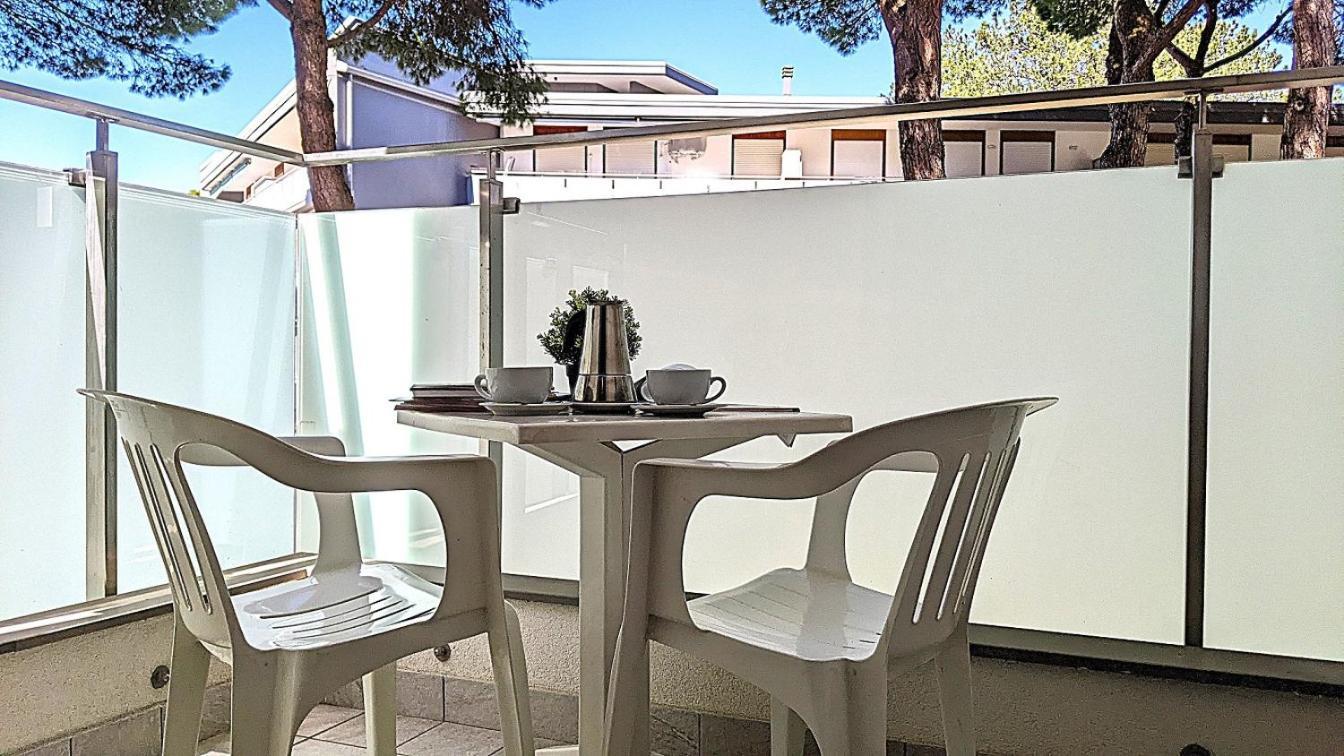 Residenza Rubin Apartment Lignano Sabbiadoro Luaran gambar
